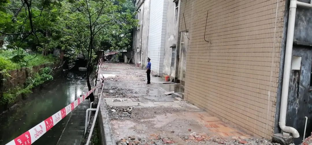 严抓严管基层环境治理,石围塘街多点发力落实拆违工作